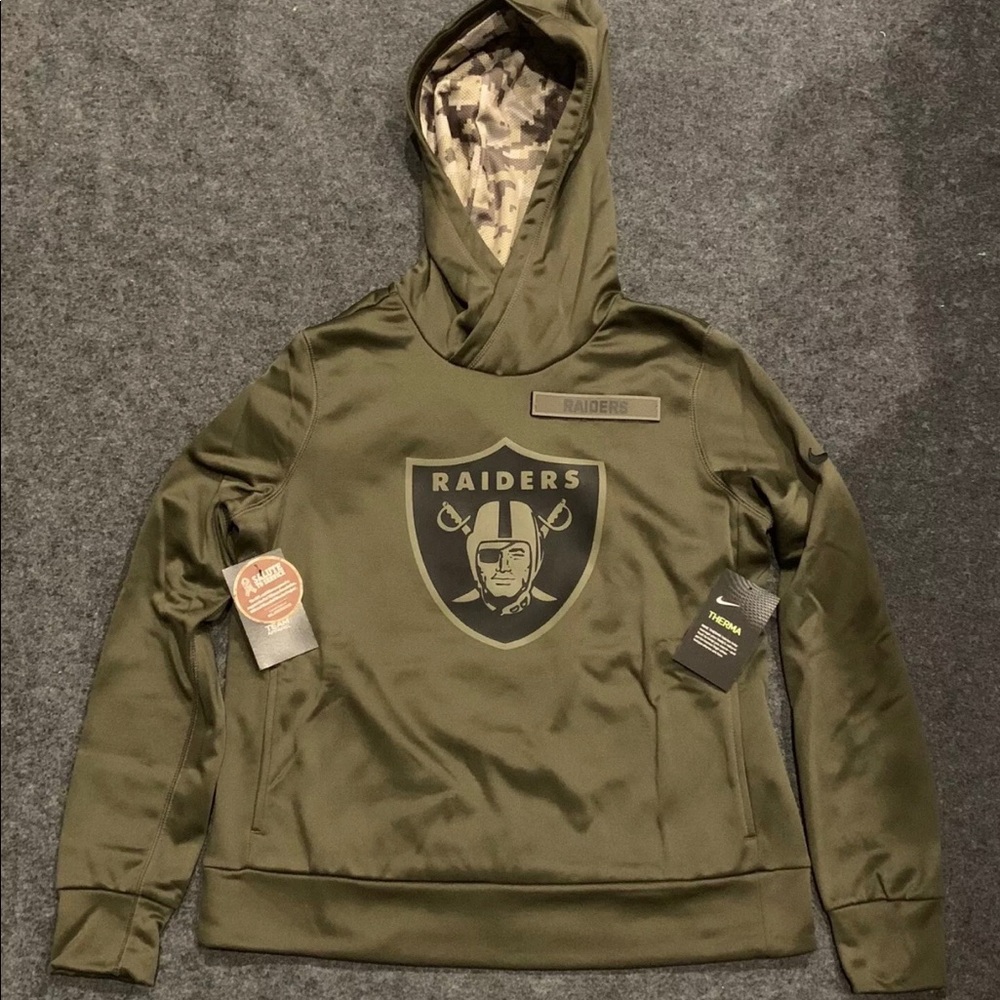 Nike Women’s Oakland Raiders Salute to Serv Hoodie